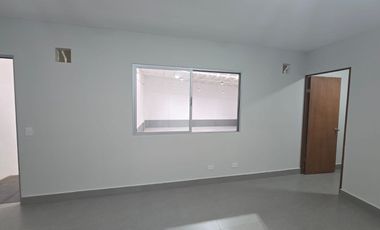 Bodega Nave Industrial Comedor Oficinas Lista con Oficinas y Baños 638 Mts Santa Catarina La Puerta