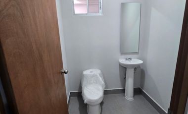 Bodega Nave Industrial Comedor Oficinas Lista con Oficinas y Baños 638 Mts Santa Catarina La Puerta