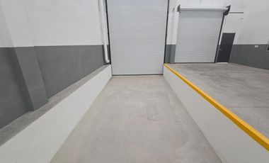 Bodega Nave Industrial Comedor Oficinas Lista con Oficinas y Baños 638 Mts Santa Catarina La Puerta