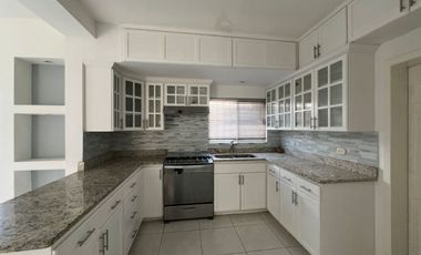CASA EN VENTA EN FRACCIONAMIENTO ISLA DEL ENCANTO