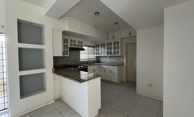 CASA EN VENTA EN FRACCIONAMIENTO ISLA DEL ENCANTO