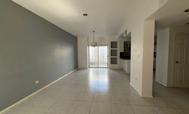 CASA EN VENTA EN FRACCIONAMIENTO ISLA DEL ENCANTO