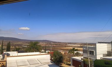 AMPLIO DEPARTAMENTO EN VILLAS DE IRAPUATO