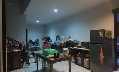 Rumah Minimalis 2 Lantai Dijual, di Bung Tomo, Denpasar Utara Area