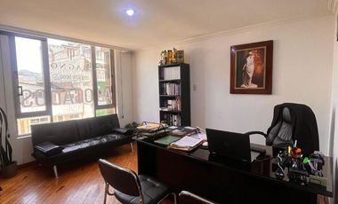 Departamento en venta en Loja sector calle Lauro Guerrero