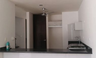 TOWN HOUSE EN RENTA EN SANTA GERTRUDIS COPO
