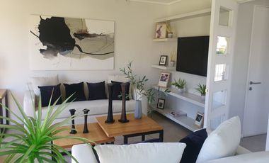 Arriendo linda Casa 3D 3B, Lo Campino en Condominio privado. Disponible a partir de Mayo 2026.
