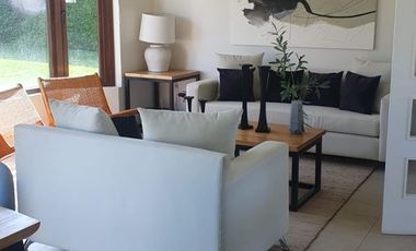 Arriendo linda Casa 3D 3B, Lo Campino en Condominio privado. Disponible a partir de Mayo 2026.