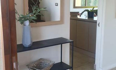 Arriendo linda Casa 3D 3B, Lo Campino en Condominio privado. Disponible a partir de Mayo 2026.