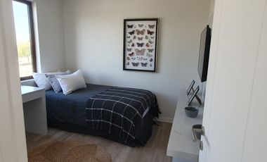 Arriendo linda Casa 3D 3B, Lo Campino en Condominio privado. Disponible a partir de Mayo 2026.