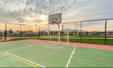 Arriendo linda Casa 3D 3B, Lo Campino en Condominio privado. Disponible a partir de Mayo 2026.