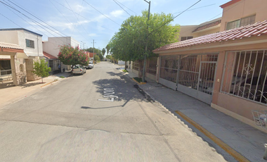 CASA EN VENTA EN LYON #4780, COL CASA  BLANCA, CP 27265,  TORREON COAHUILA