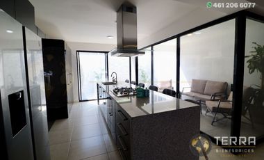 SE VENDE Casa 🏡, Equipada, buena orientación con respecto al sol🌞 en Cto Apeninos, Fracc. La Reserva Celaya,Gto.