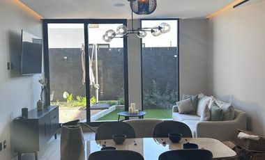 DEPARTAMENTO AMUEBLADO EN PLANTA BAJA CON JARDIN EN LA VISTA, SAN CALIXTO