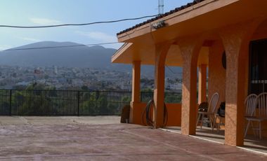 Casa en venta y terreno en Ensenada
