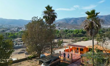 Casa en venta y terreno en Ensenada
