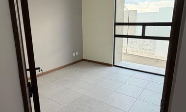 Casa en renta en Zibatá –  Nueva, Moderna, cómoda y en ubicación privilegiada
