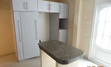 Casa de venta en exclusiva Urbanización portoviejo