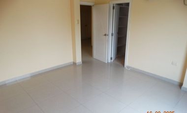 Casa de venta en exclusiva Urbanización portoviejo