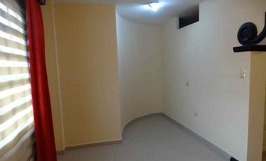 Casa de venta en exclusiva Urbanización portoviejo