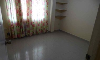 Casa de venta en exclusiva Urbanización portoviejo