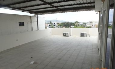 Casa de venta en exclusiva Urbanización portoviejo