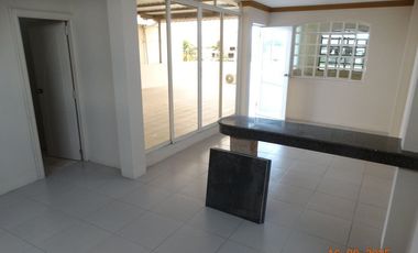 Casa de venta en exclusiva Urbanización portoviejo