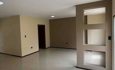 Casa en alquiler, urbanización Belo Horizonte vía a la costa
