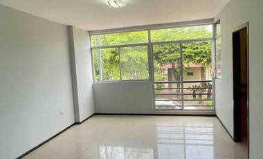 Casa en alquiler, urbanización Belo Horizonte vía a la costa