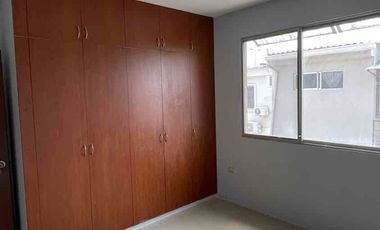 Casa en alquiler, urbanización Belo Horizonte vía a la costa