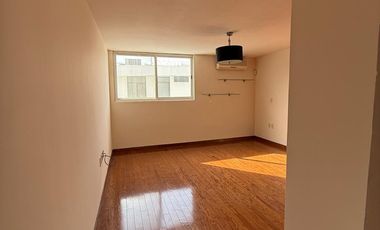 CASA EN RENTA PARA USO COMERCIAL O HABITACIONAL EN LA COL ANDRADE EN LEON GUANAJUATO