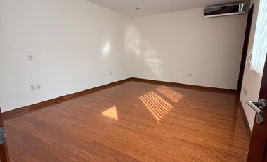 CASA EN RENTA PARA USO COMERCIAL O HABITACIONAL EN LA COL ANDRADE EN LEON GUANAJUATO