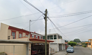 CASA EN VENTA EN JOSEFA ORTIZ 113