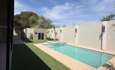 HERMOSA CASA NUEVA DE UN PISO EN UBICACION PRIVILEGIADA