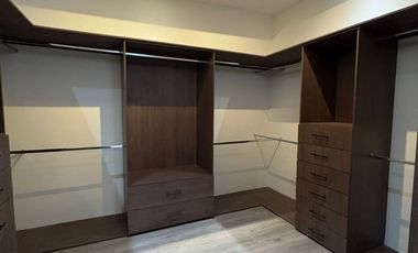 HERMOSA CASA NUEVA DE UN PISO EN UBICACION PRIVILEGIADA