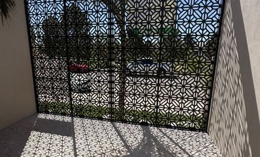 HERMOSA CASA NUEVA DE UN PISO EN UBICACION PRIVILEGIADA