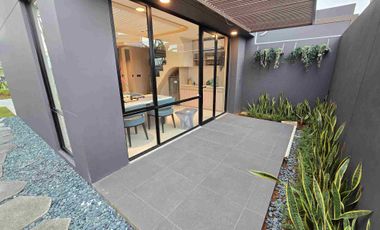 Rumah Dijual 3 Lantai Park Serpong Tipe GoldTops Beverly FREE PPN 100% Angsuran 4.5 Juta