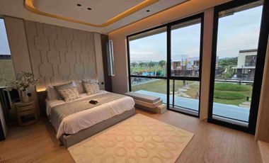 Rumah Dijual 3 Lantai Park Serpong Tipe GoldTops Beverly FREE PPN 100% Angsuran 4.5 Juta