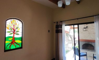 Rento casa en Tepoztlán Morelos , en zona boscosa