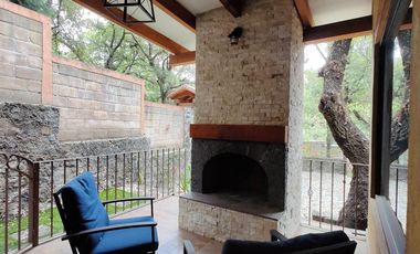 Rento casa en Tepoztlán Morelos , en zona boscosa