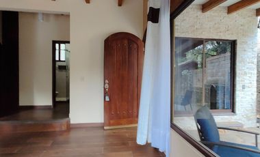 Rento casa en Tepoztlán Morelos , en zona boscosa