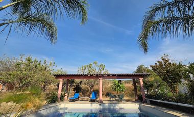 Casa en venta en Tepoztlán Morelos, con alberca