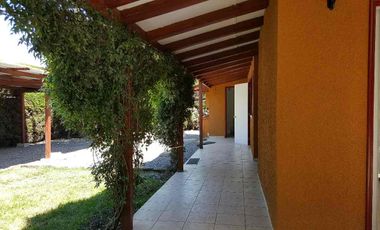 Arriendo casa independiente en Paine