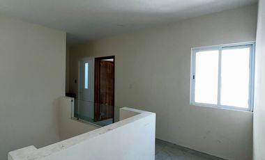 Casa nueva con recámara en planta baja en Boca del Río