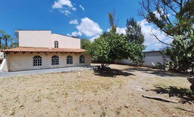 FINCA EN VENTA EN JURIQUILLA LA SOLANA 4031 METROS DE TERRENO