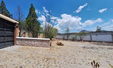FINCA EN VENTA EN JURIQUILLA LA SOLANA 4031 METROS DE TERRENO