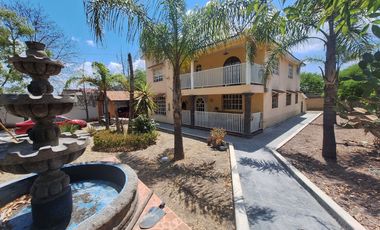 FINCA EN VENTA EN JURIQUILLA LA SOLANA 4031 METROS DE TERRENO