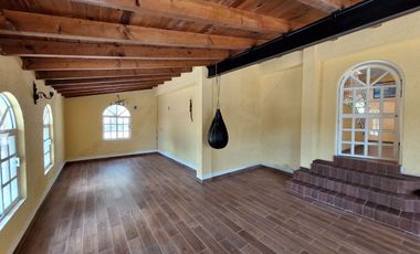 FINCA EN VENTA EN JURIQUILLA LA SOLANA 4031 METROS DE TERRENO