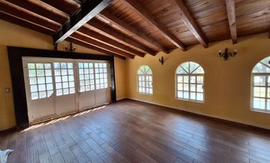 FINCA EN VENTA EN JURIQUILLA LA SOLANA 4031 METROS DE TERRENO