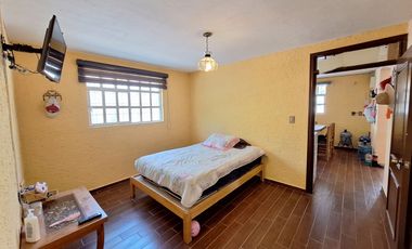 FINCA EN VENTA EN JURIQUILLA LA SOLANA 4031 METROS DE TERRENO